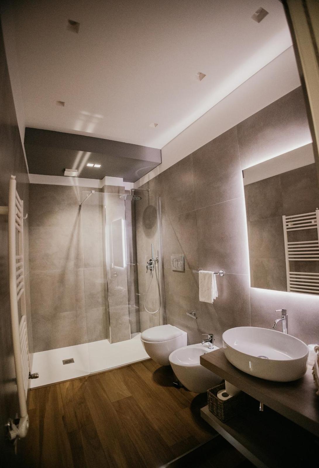 Suite Room Trani Trani